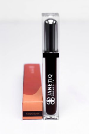 <strong>Mocha Spell Lip Matte</strong> <br> Rich, deep, warm-toned brown with an empowering undertone.
